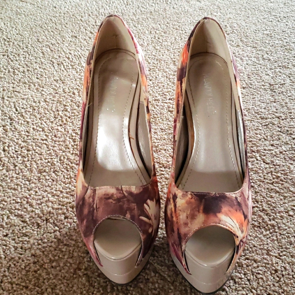 Beige - brown Beauty Heel Platform peep toe pumps